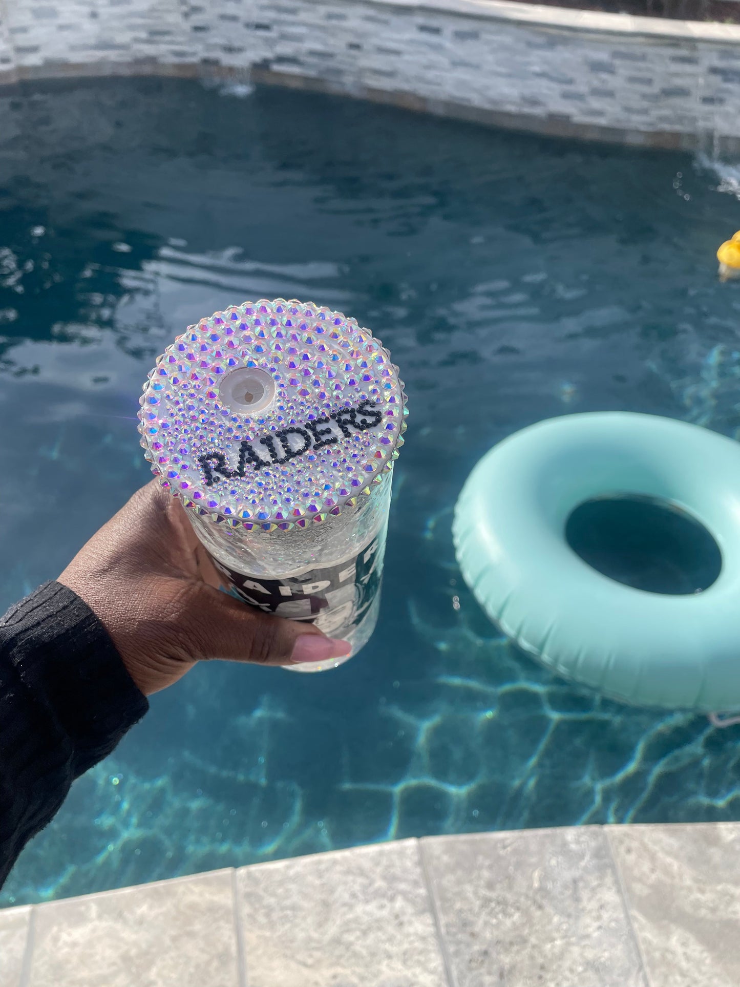 Raiders Snowglobe Glass Tumbler W/ Bling lid
